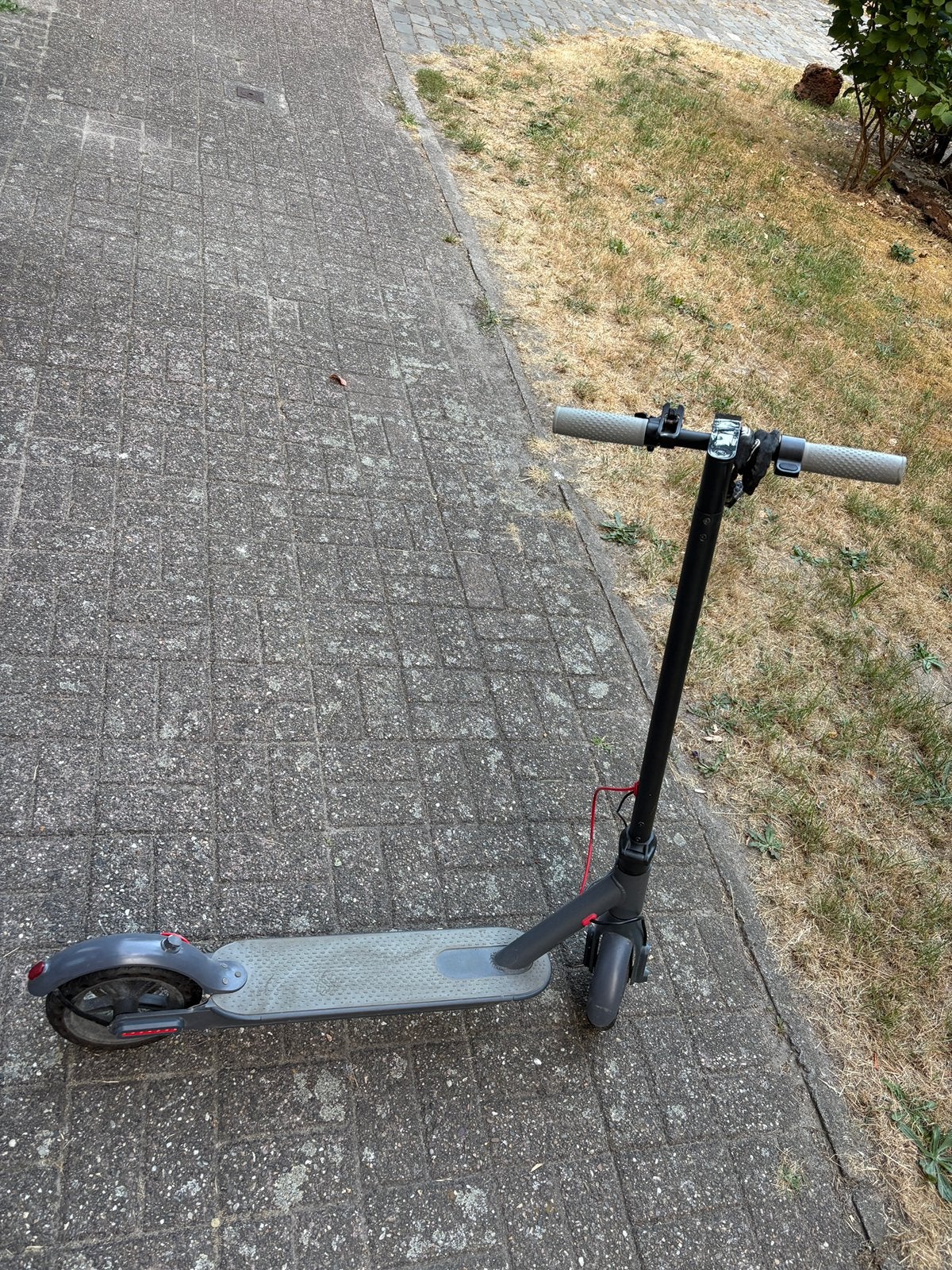 Aovo pro! 2021, Fietsen en Brommers, Steps, Ophalen, Zo goed als nieuw, Elektrische step (E-scooter)