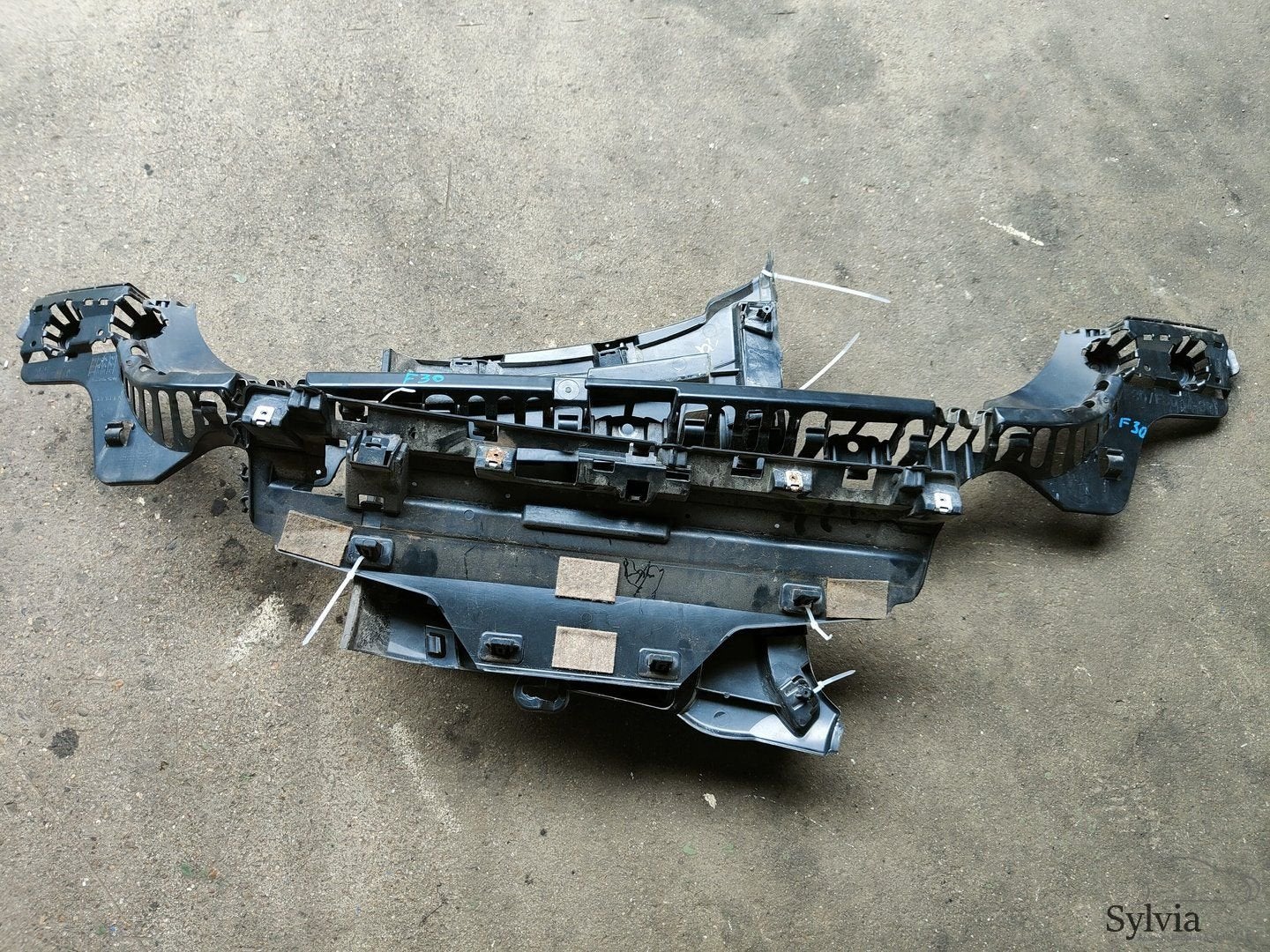 M Performance achterbumper Montageplaat set BMW 3 serie F30, -, Utilisé, -, Enlèvement ou Envoi