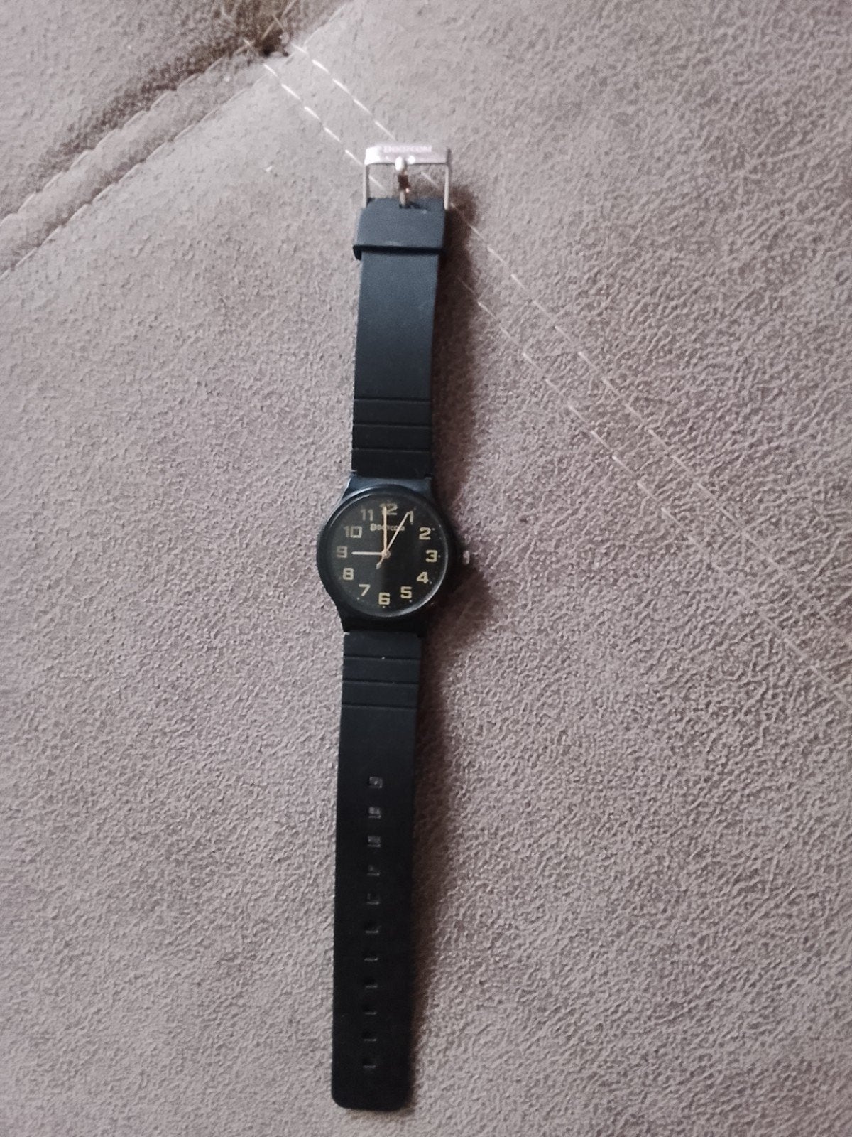 Montre garçon ou homme, Enlèvement