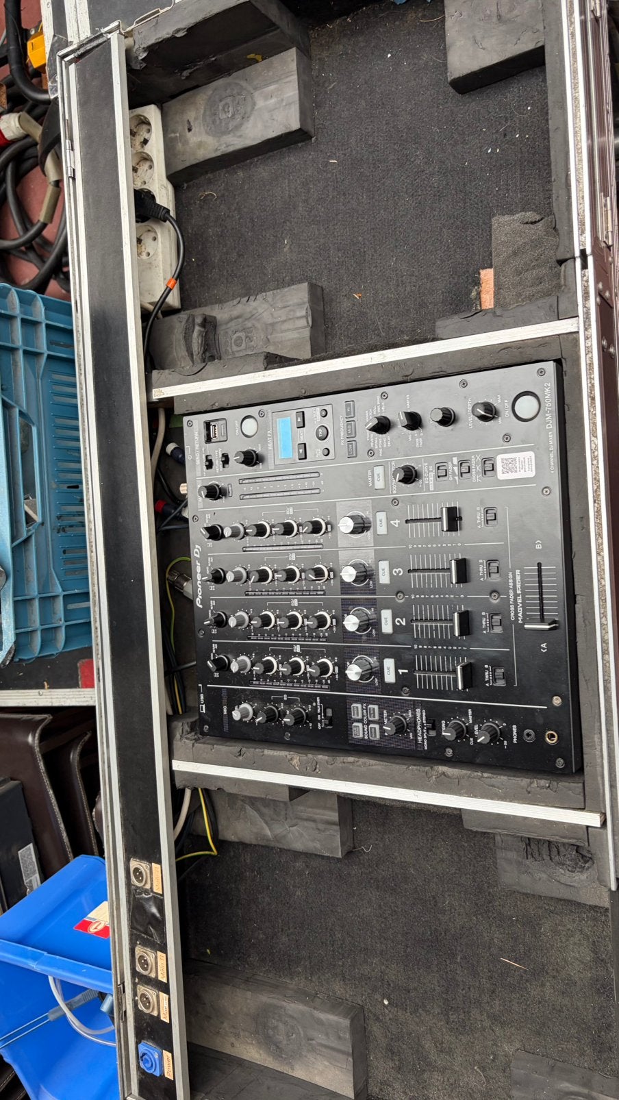 Djm 750mk2, Muziek en Instrumenten, Ophalen, Zo goed als nieuw