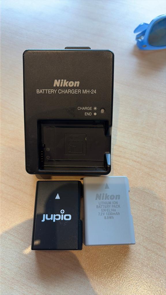 Nikon MH-24+ Batt, Audio, Tv en Foto, Ophalen of Verzenden, Gebruikt