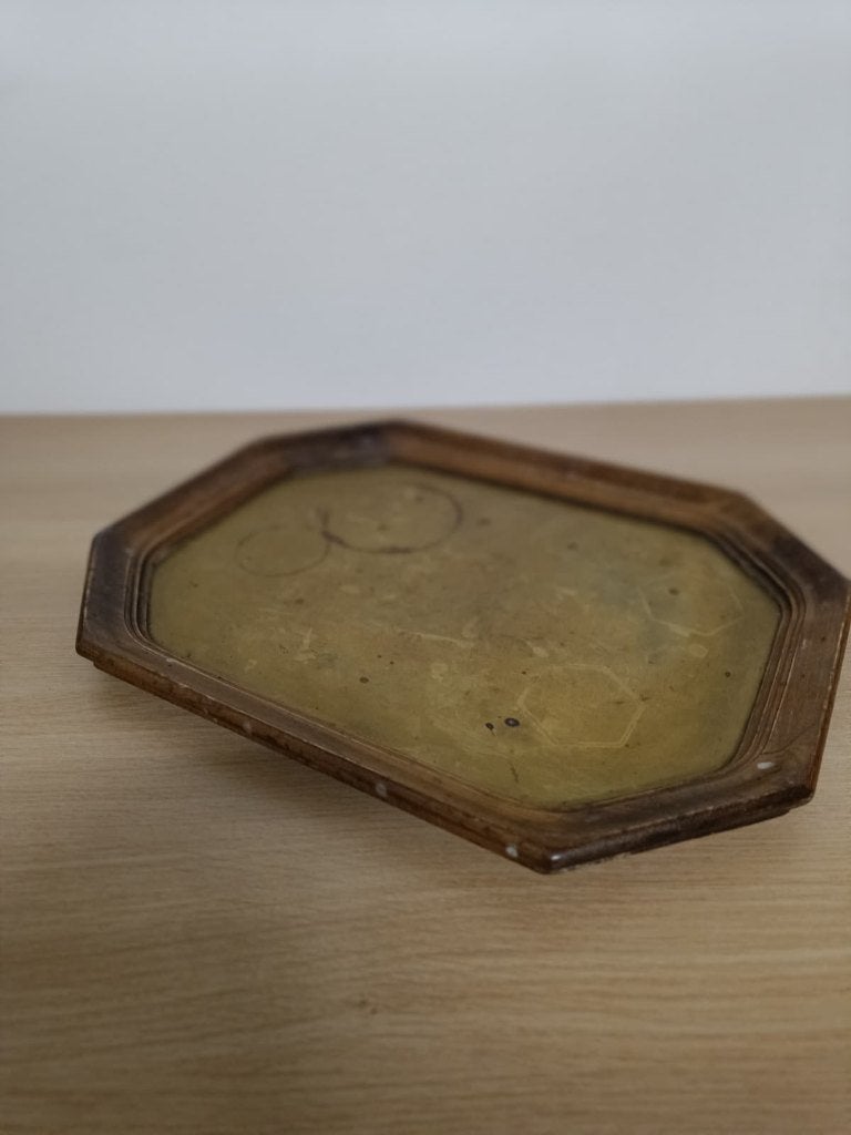 Plateau ancien en bois et laiton, Enlèvement ou Envoi
