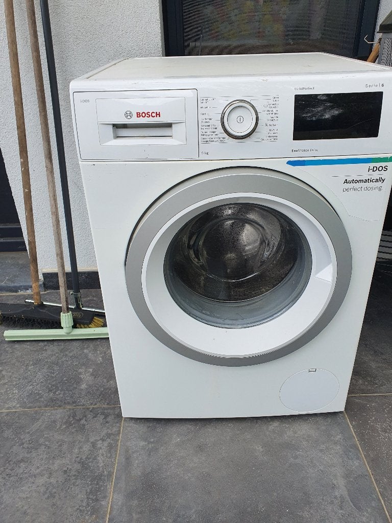 Machine à laver Bosch Professional Series 6 9 kg Ecosilence, Electroménager, Lave-linge, Programme lavage à la main, 1600 tours ou plus