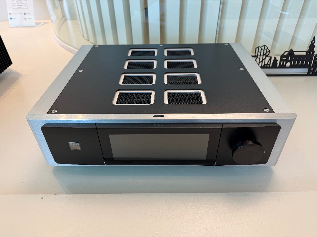 NAD M66 voorversterker, Ophalen of Verzenden, Nieuw, Stereo, Overige merken