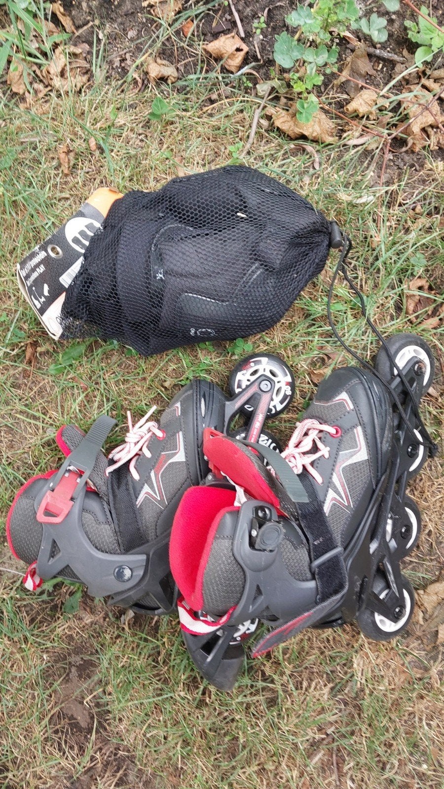 Skeelers, inline skates maat 32-35 met gratis bescherming, Kinderen, Zo goed als nieuw, Inline skates 4 wielen, Ophalen