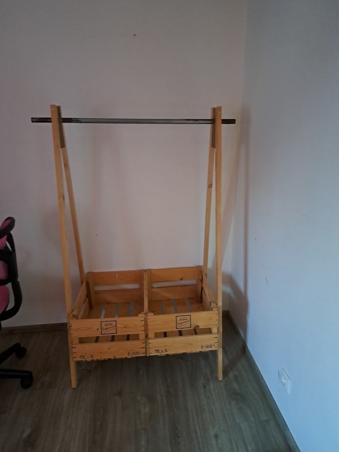 kleding rek in hout, Ophalen