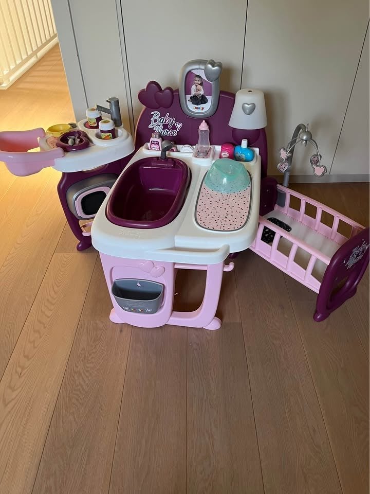 Smoby Baby Nurse Grote Set – Poppenverzorgingshuis, Ophalen, Zo goed als nieuw, Poppenhuis