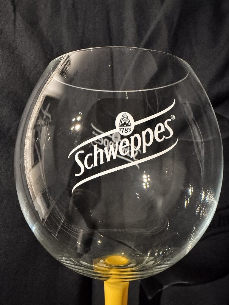 Lot de 3 verres à cocktail Schweppes – Pied jaune, Ophalen of Verzenden, Gebruikt, Overige typen