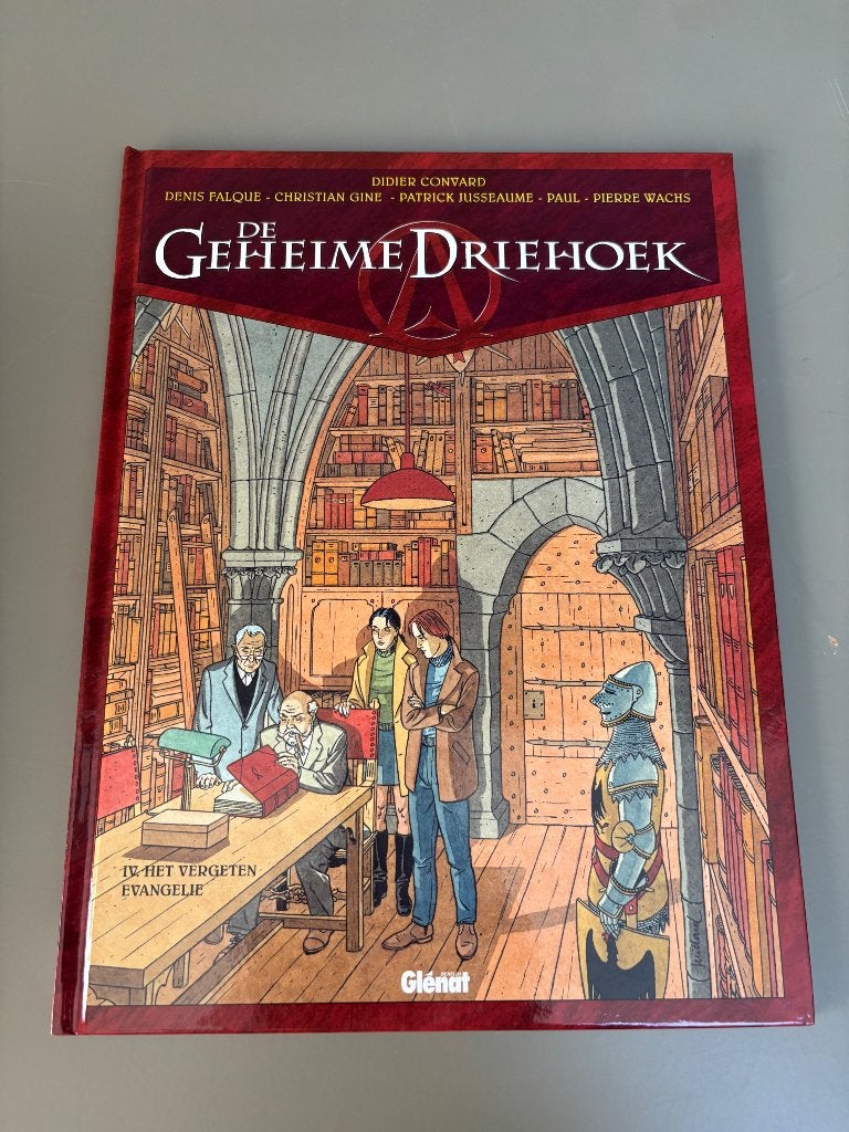 De geheime driehoek, Boeken, Ophalen of Verzenden, Zo goed als nieuw