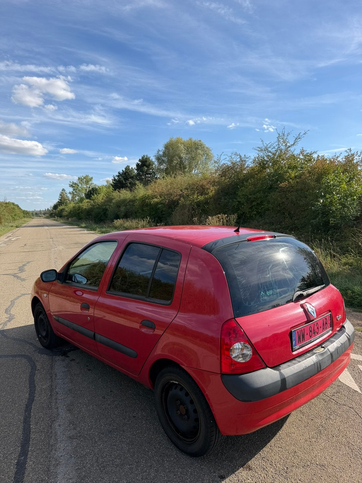 Renault Clio 2 1.2 16V 75 ch - 2003 - Très propre, Rouge, 75 kW, Achat, Beige