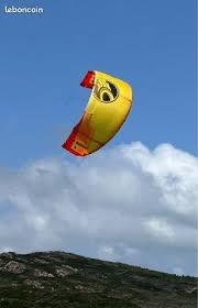 Surfkite Cabrinha 9, Watersport en Boten, Kitesurfen, Ophalen, Gebruikt, 9 m², Kitesurf-set