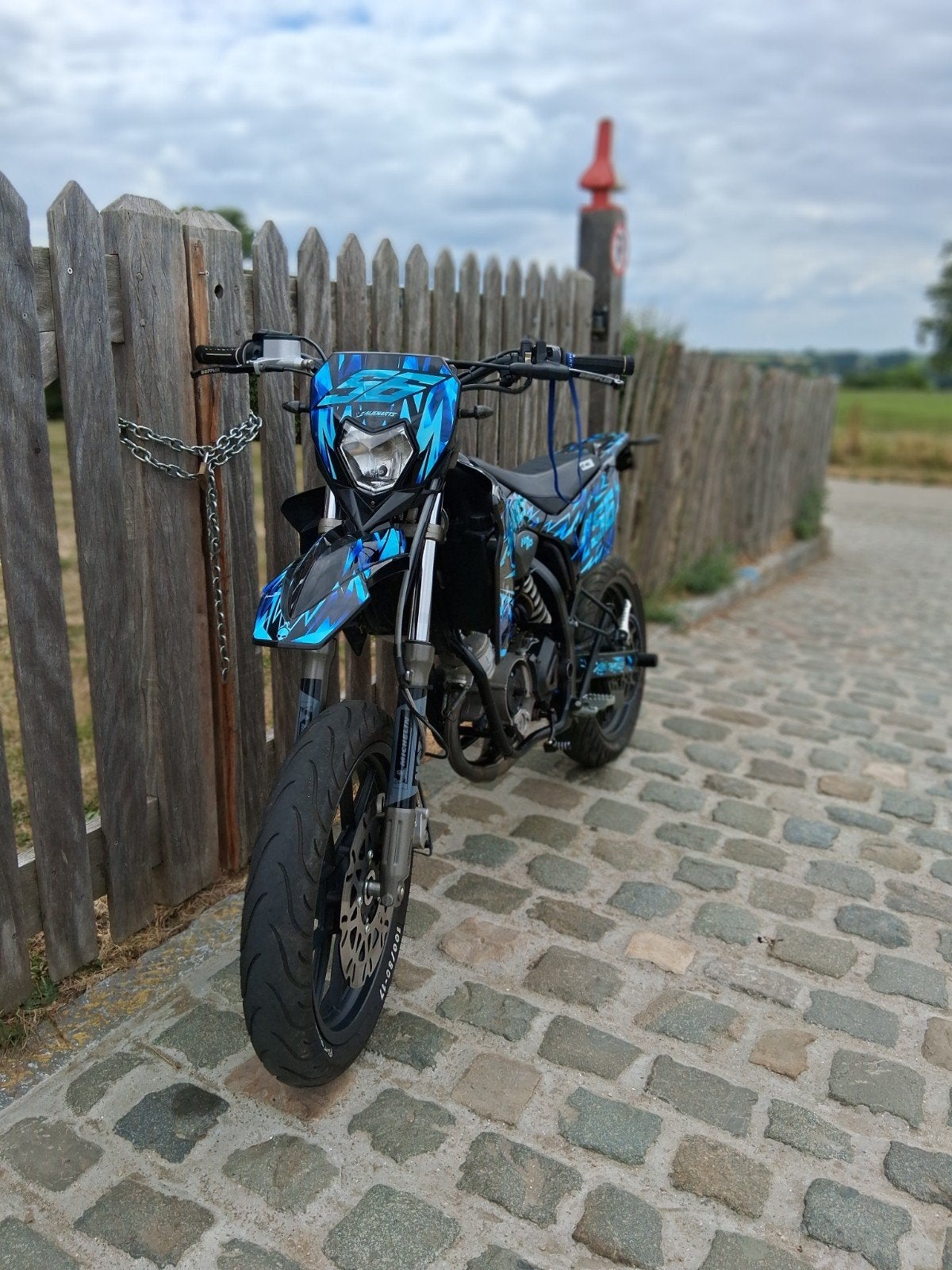 sherco smr-50 2024, Fietsen en Brommers, 6 versnellingen, Zo goed als nieuw, 74 cc, Ophalen