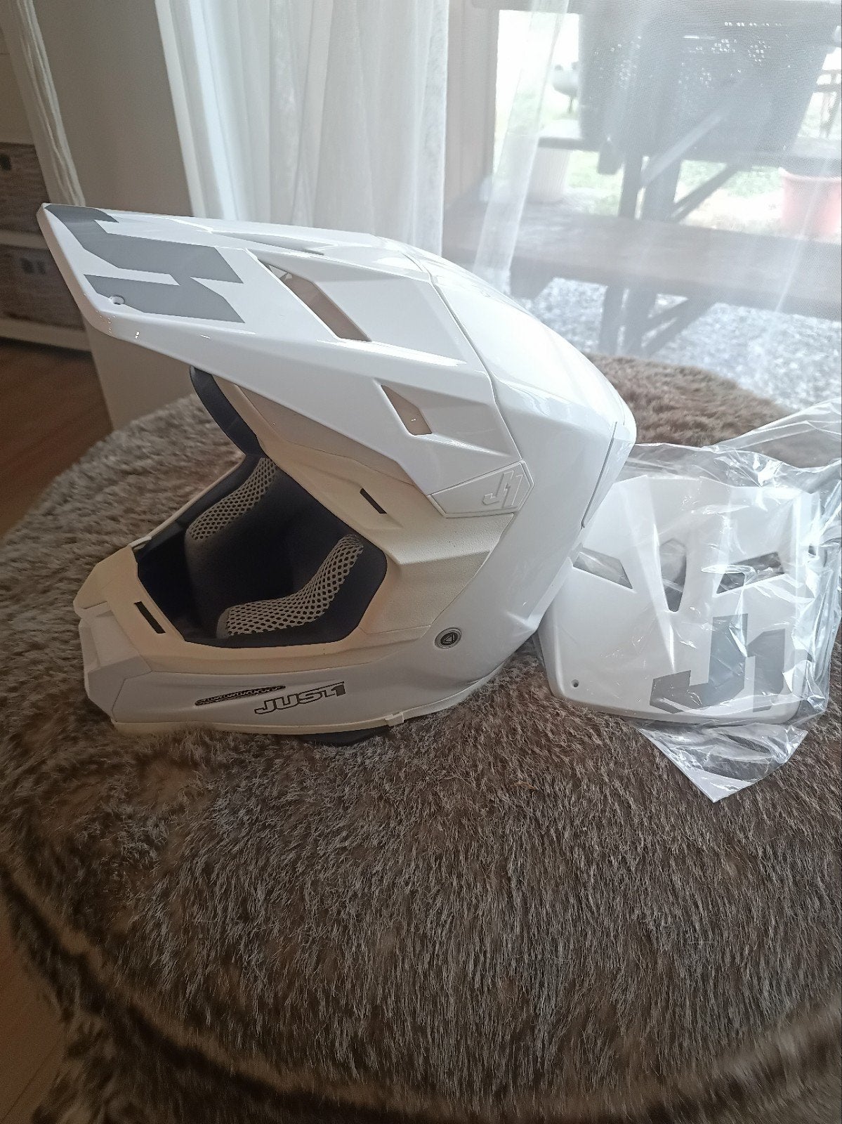 Just1 J22 helm maat 53/54, Motoren, Ophalen