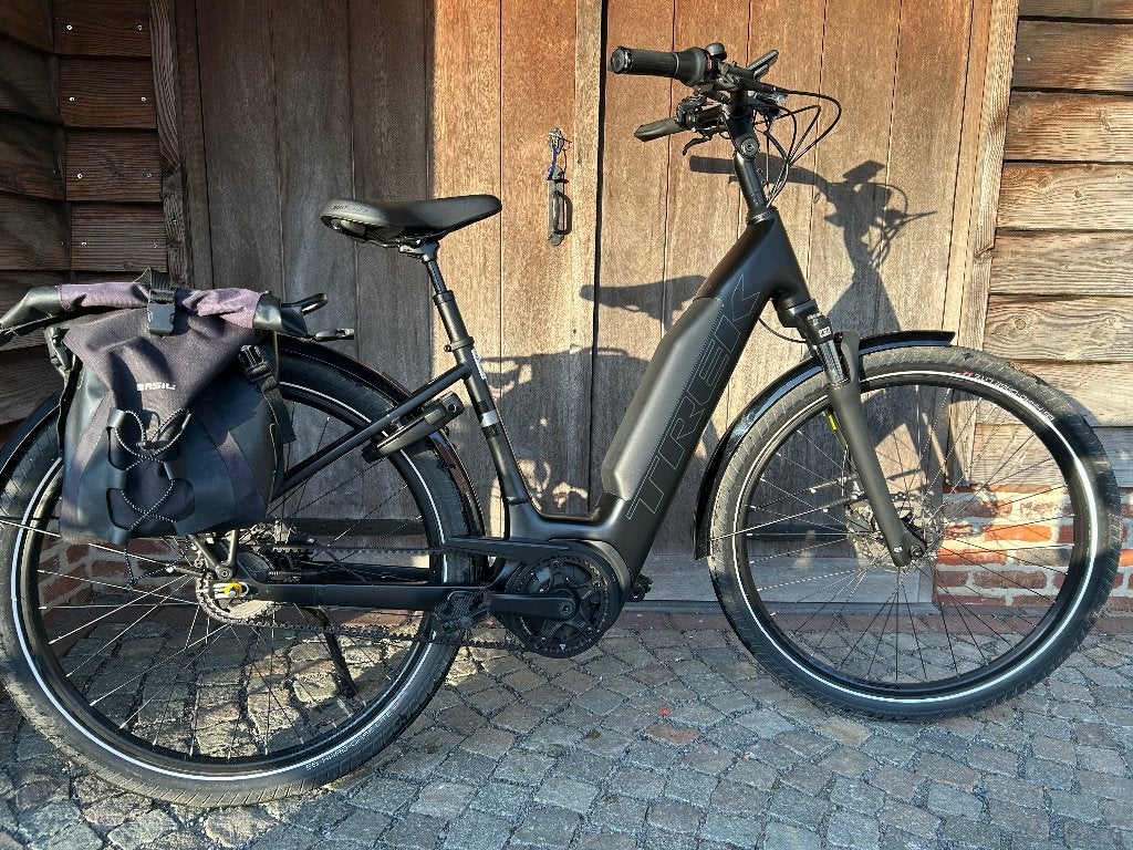 TREK E_BIKE   stadsfiets, Fietsen en Brommers, Ophalen, Gebruikt, 50 km per accu of meer, Overige merken
