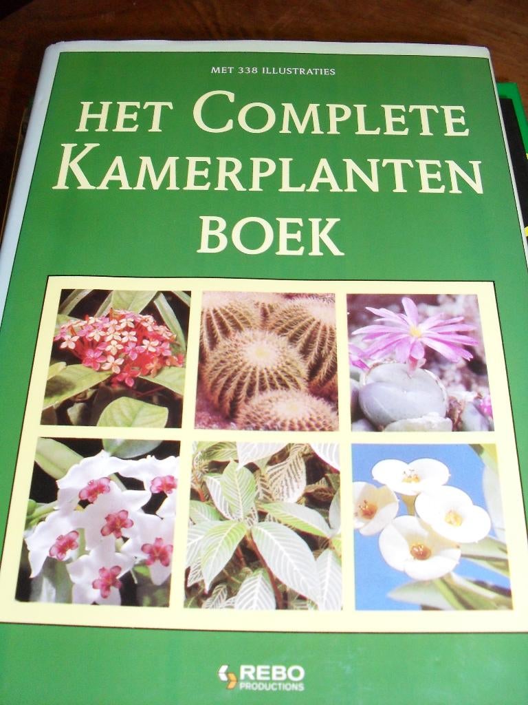 Het complete kamerplantenboek (350 blz.), Ophalen of Verzenden, Zo goed als nieuw, Kamerplanten