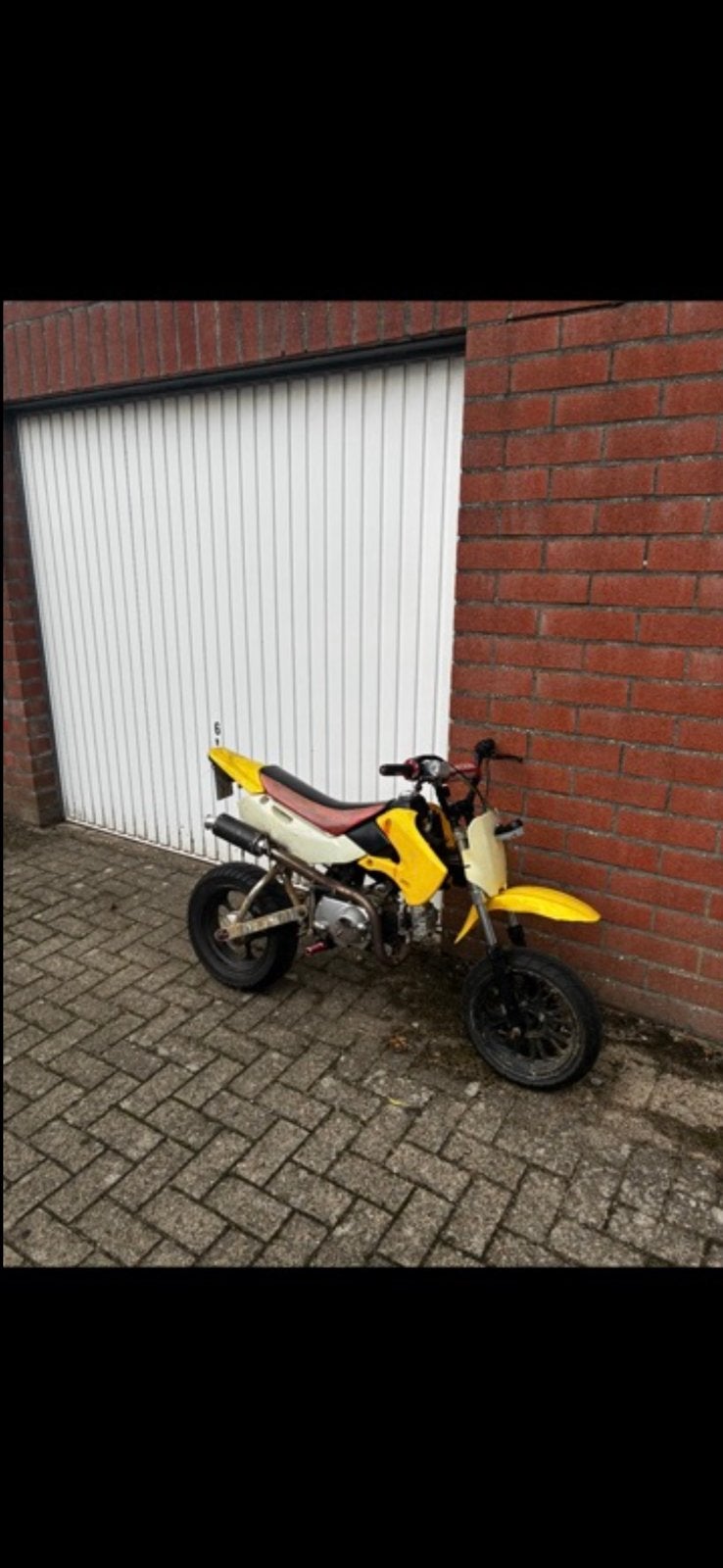 Legale pitbike masai, Ophalen, Pitbike