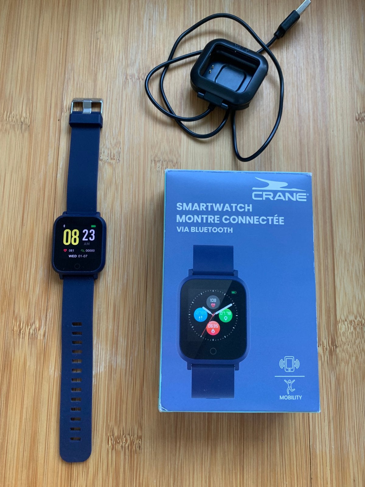 Smartwatch Crane Aldi (Nieuwprijs 15€), Handtassen en Accessoires, Ophalen of Verzenden, Zo goed als nieuw