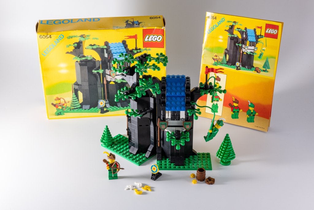 LEGO 6054 Le repaire des hommes de la forêt 100 % complet, Enfants & Bébés, Jouets | Duplo & Lego, Utilisé, Lego, Ensemble complet