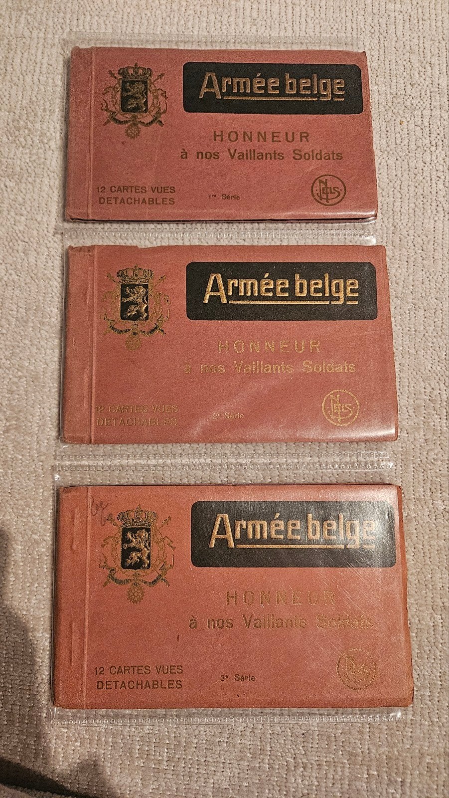 Zeldzaam lot 3 ansichtkaarten en notitieboekjes Belgisch leg, Verzamelen, Ophalen of Verzenden