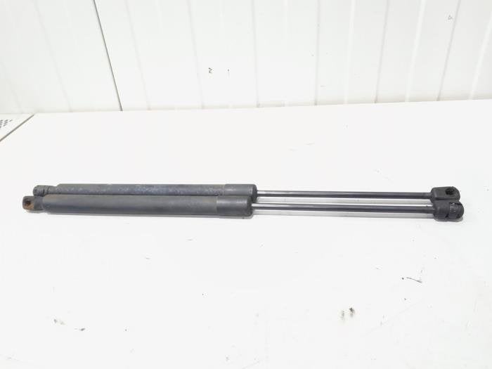 Kit amortisseur gaz hayon d'un Audi Q7, -, 3 mois de garantie, Audi, Utilisé