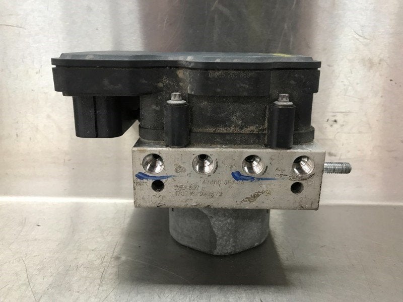 BLOC ABS (FREINS ANTI-BLOCAGE) Micra (K14) (|2265106455|), Utilisé, Nissan