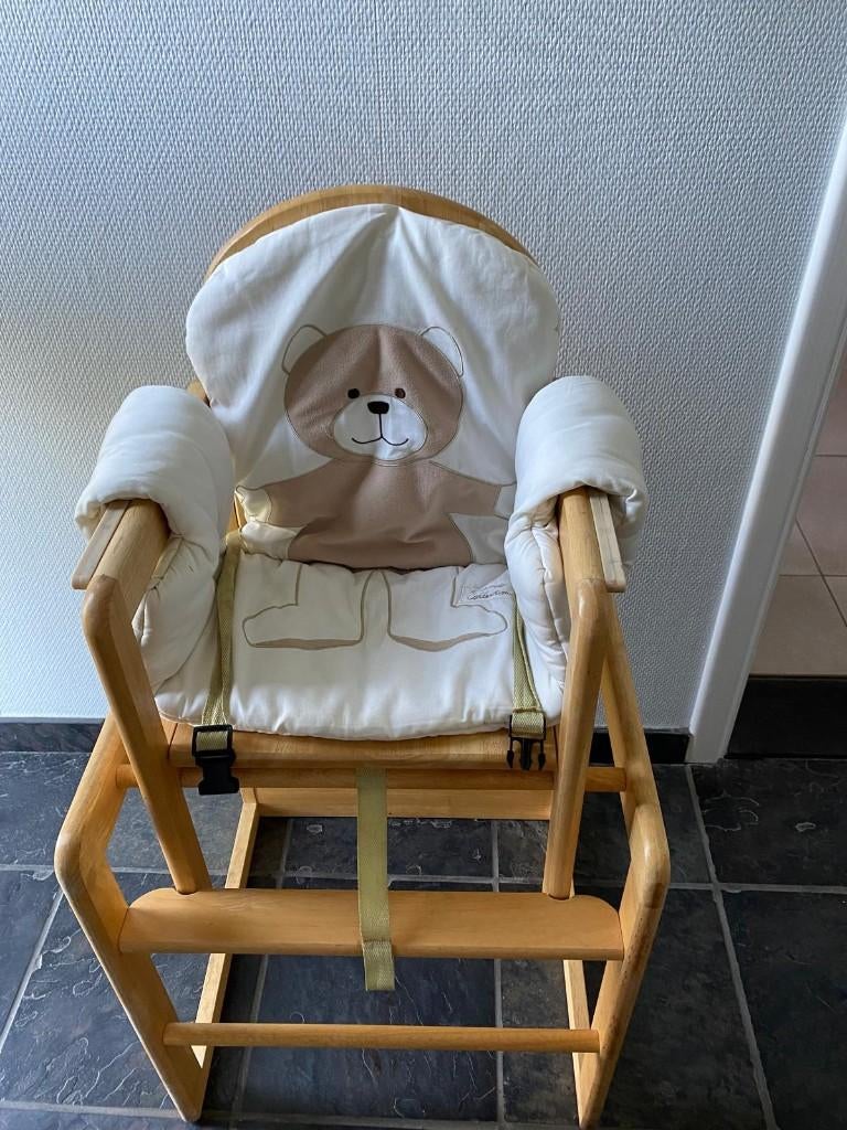 Houten babystoel / kinderstoel. Kubusstoel., Enlèvement, Comme neuf, Chaise évolutive, Ceinture(s)
