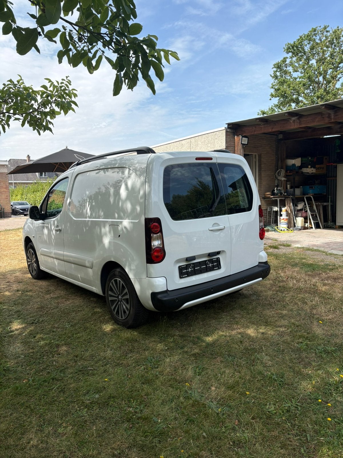 Peugeot Partner 2016 gekeurd voor verkoop, Auto's, Peugeot, Stof, Euro 6, Parkeersensor, Wit