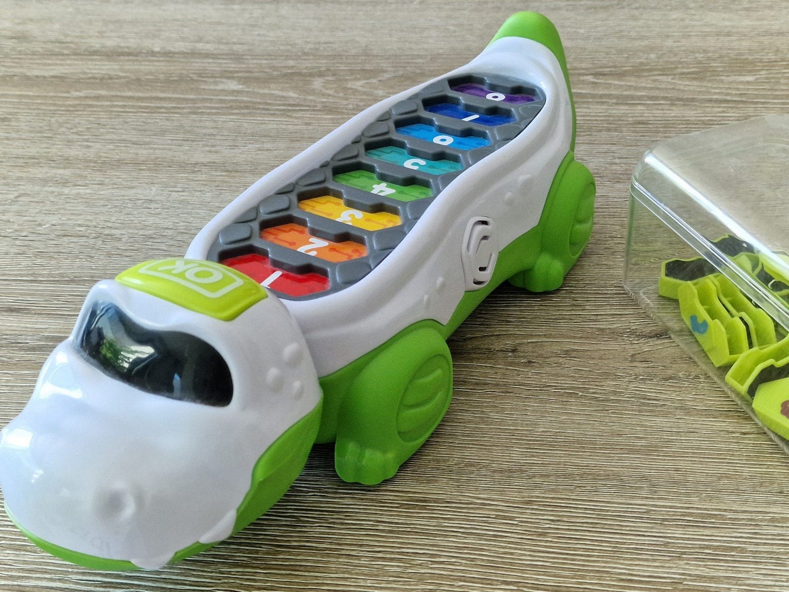 Robot programmable Croko crocodile, Enlèvement