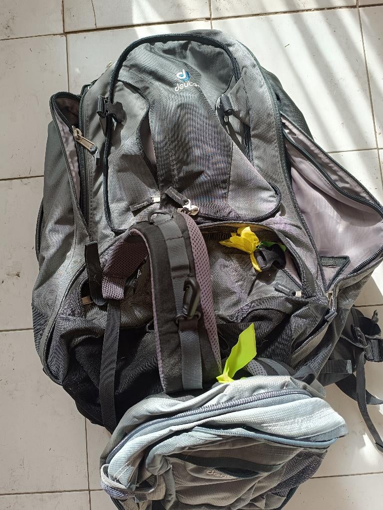 Rugzak Deuter 200 l in perfecte staat., Sport en Fitness, Bergsport en Wandelen, Verzenden, Zo goed als nieuw, Rugzak