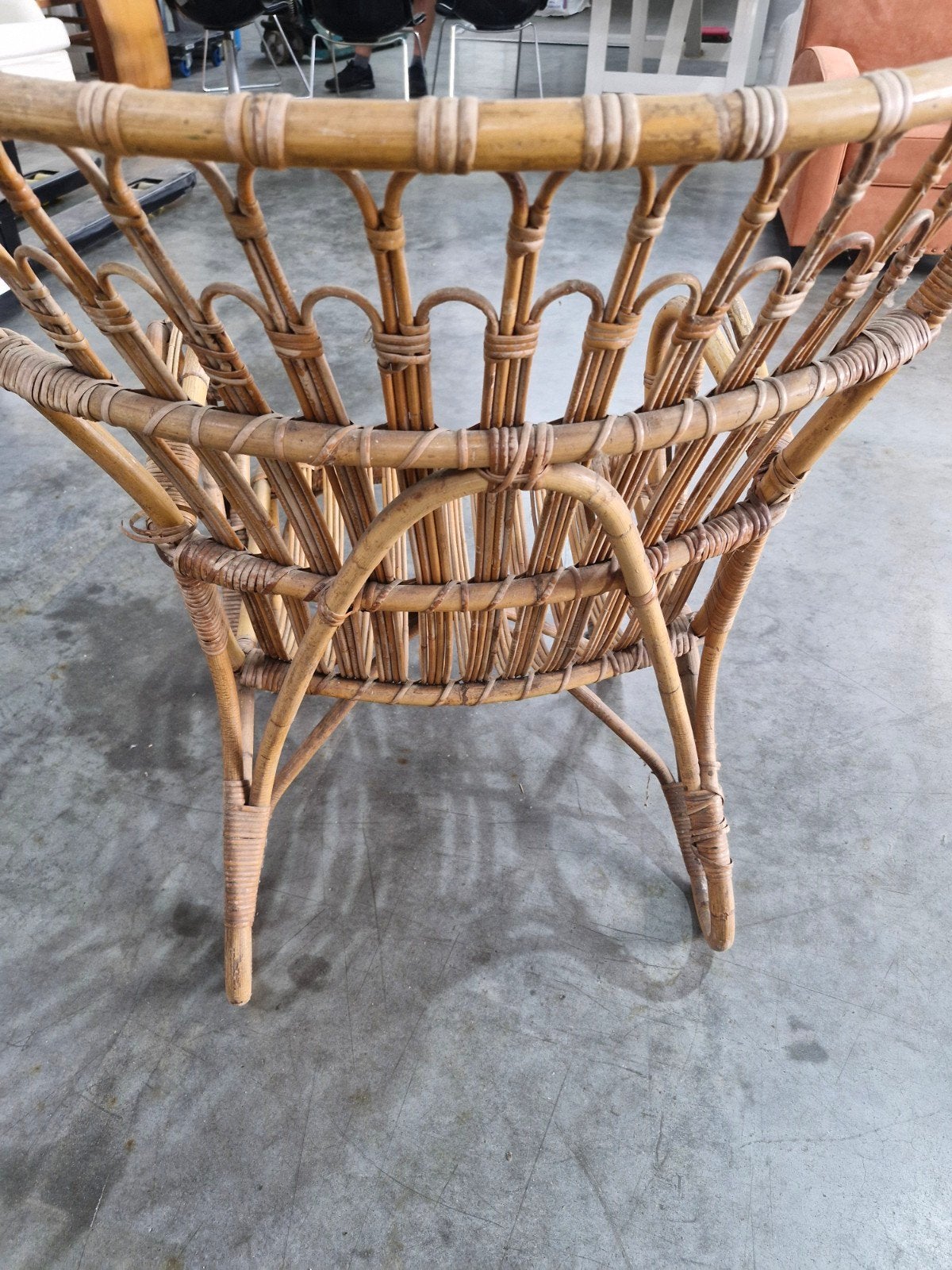 Rotan stoel fauteuil 84cm hoog, Ophalen, Rotan