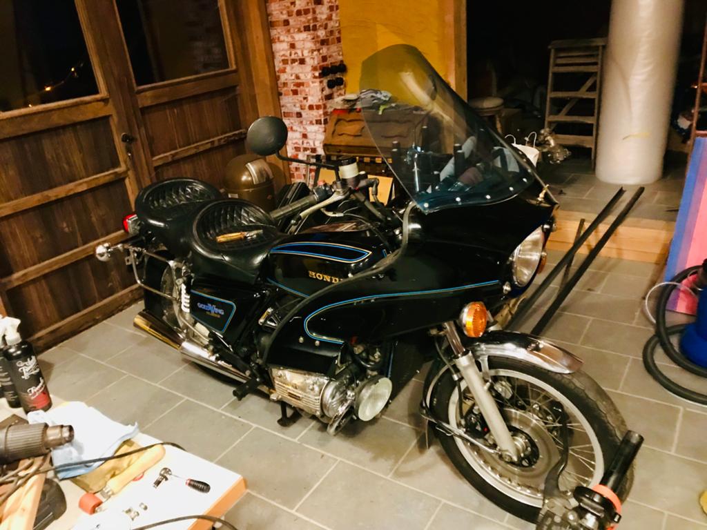 Honda GL1000 goldwing met zijspan Ural, Motoren, Occasion, 4 cilinders, Motorrijbewijs A, Sportuitlaat