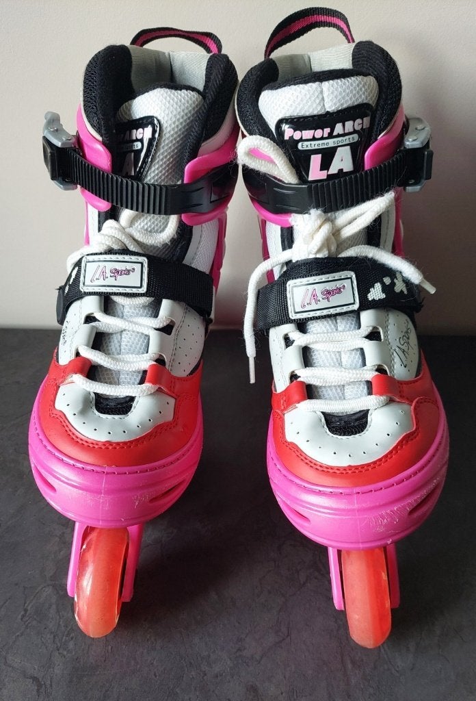 rollerblade skeelers maat 36-39 en beschermingsset, Sport en Fitness, Ophalen of Verzenden, Zo goed als nieuw