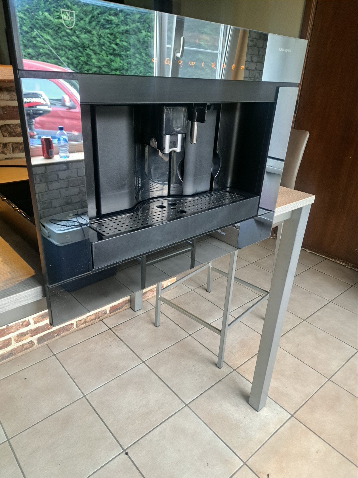 koffiemachine  met bonen, Ophalen