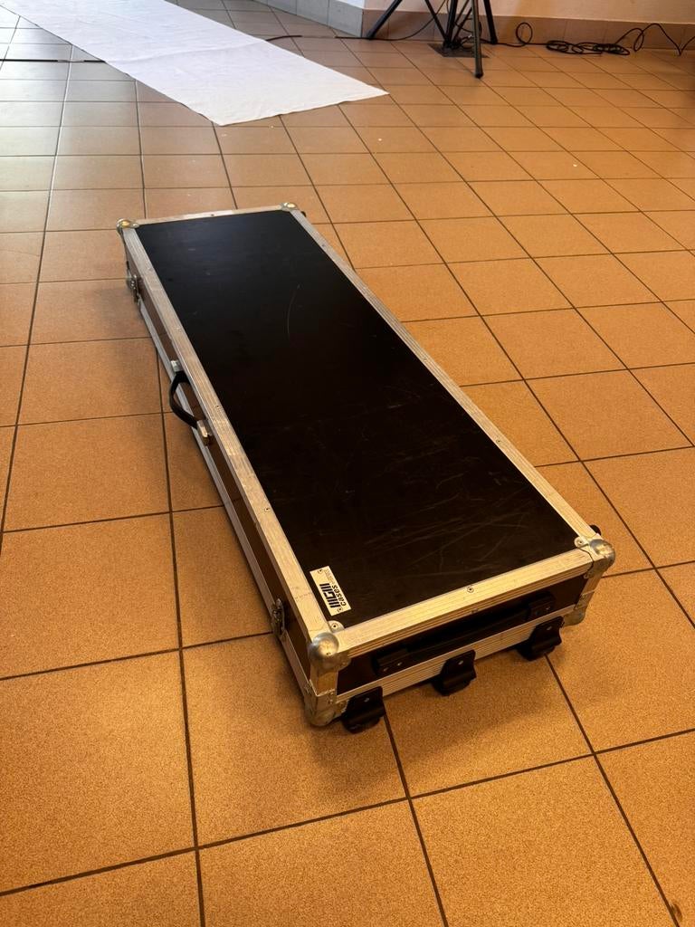 MGM keyboard flightcase 76 88 toetsen hardcase, Ophalen, Zo goed als nieuw, Flightcase