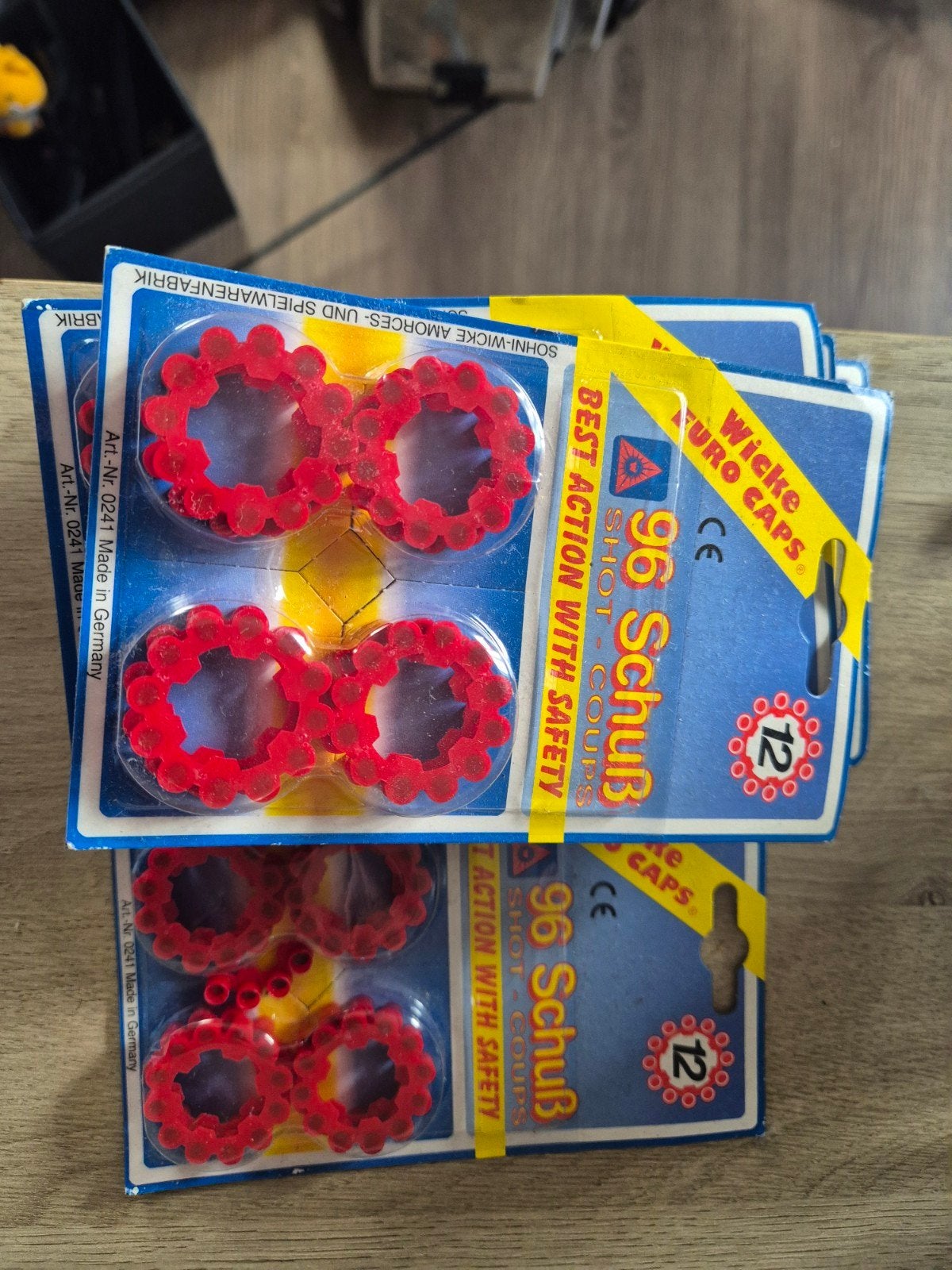 kogeltjes voor speelgoed geweer, Ophalen