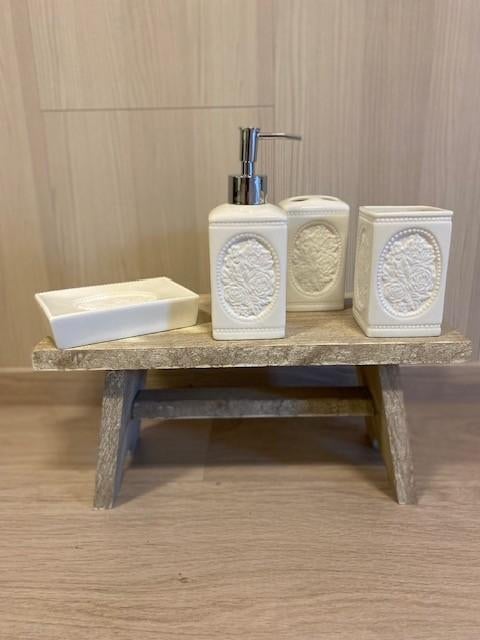 set de salle de bain Mathilde M, Enlèvement ou Envoi, Neuf, Blanc, Autres types