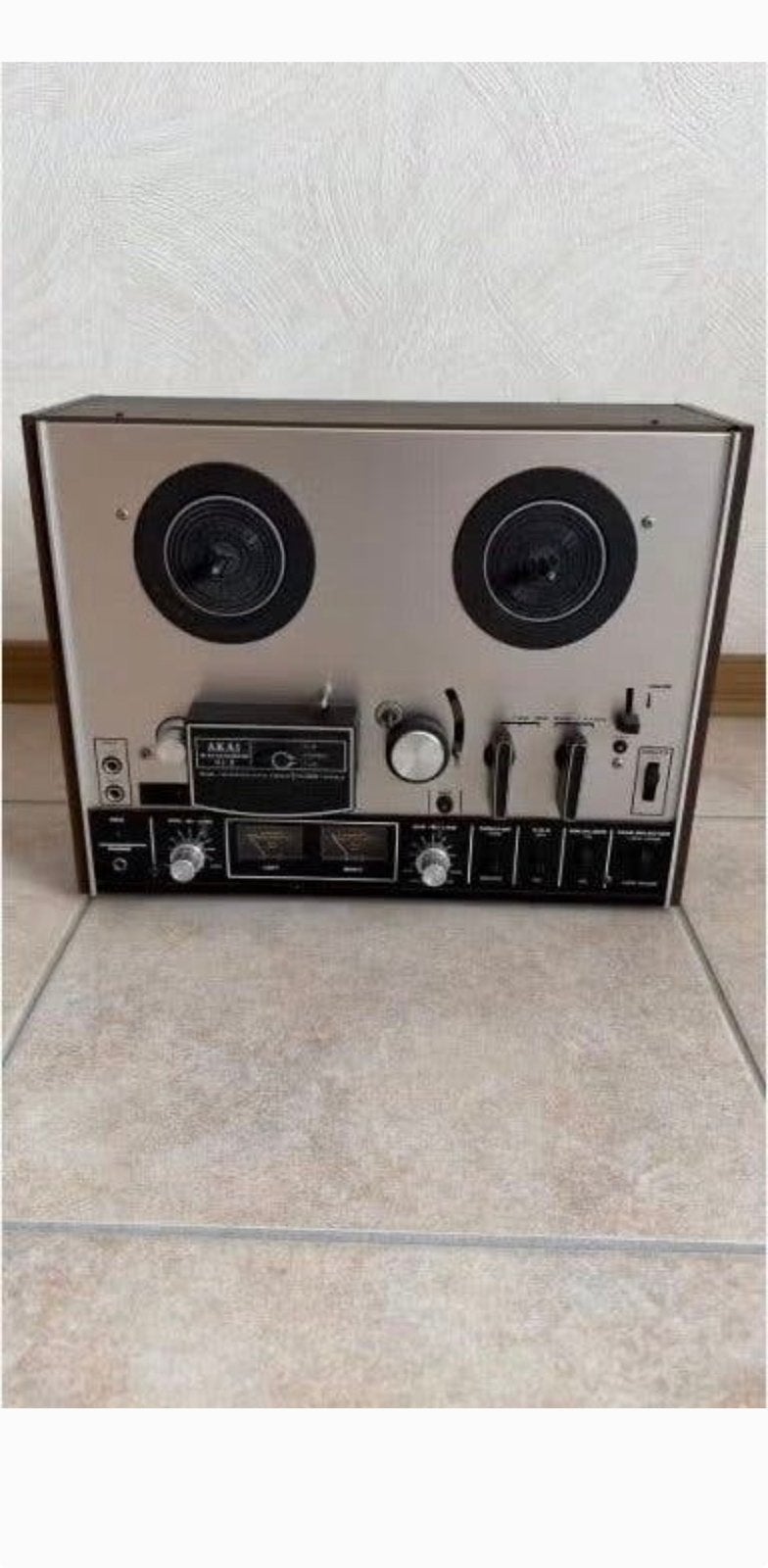 Magnétophone bobine à bobine AKAI 4000DS MK-II | Étuienbois, Enlèvement, Magnétophone