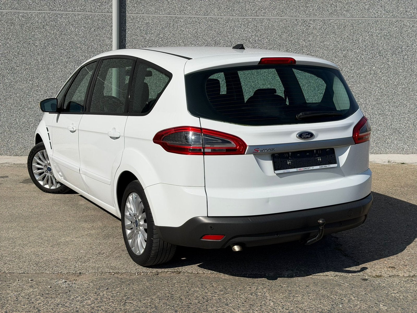 Ford S-Max 1.6 Essence 2012 EURO 5 prête à immatriculer, Auto's, Euro 5, Monovolume, Wit, Bedrijf