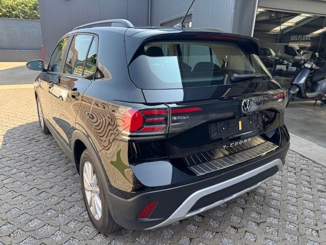 Volkswagen T-Cross 1.0 TSI Facelift 9000 km ! Apple CarPlay, Autos, Volkswagen, Euro 6, Entreprise, Noir, 5 portes