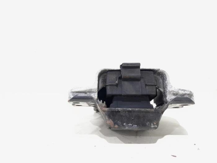 Support boîte de vitesse d'un Volkswagen Golf, Autos : Pièces & Accessoires, Suspension & Châssis, Volkswagen, Utilisé, 3 mois de garantie