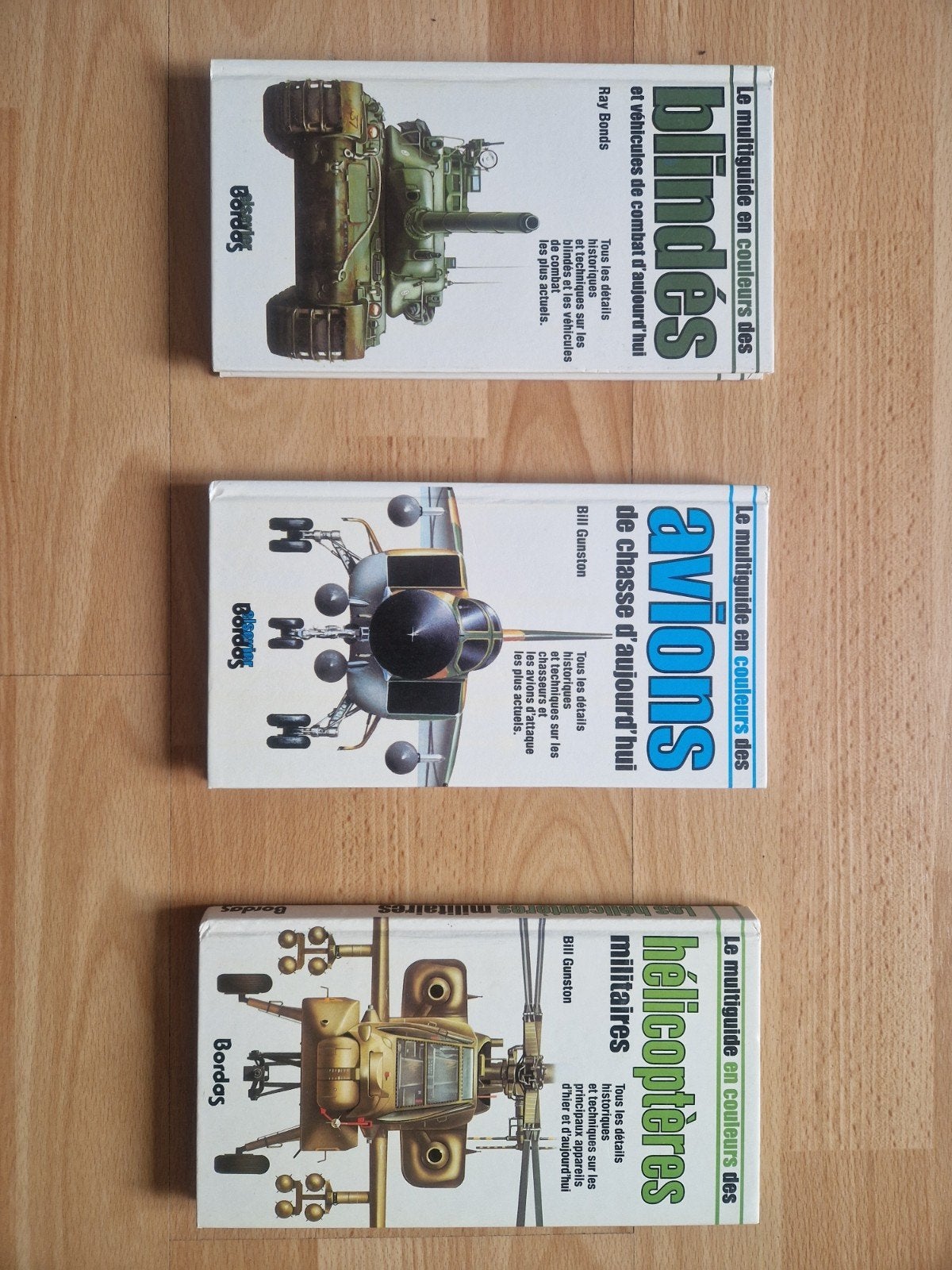 Multiguides matériels militaires, Bill Gunston, Nieuw, Ophalen of Verzenden, 1945 tot heden