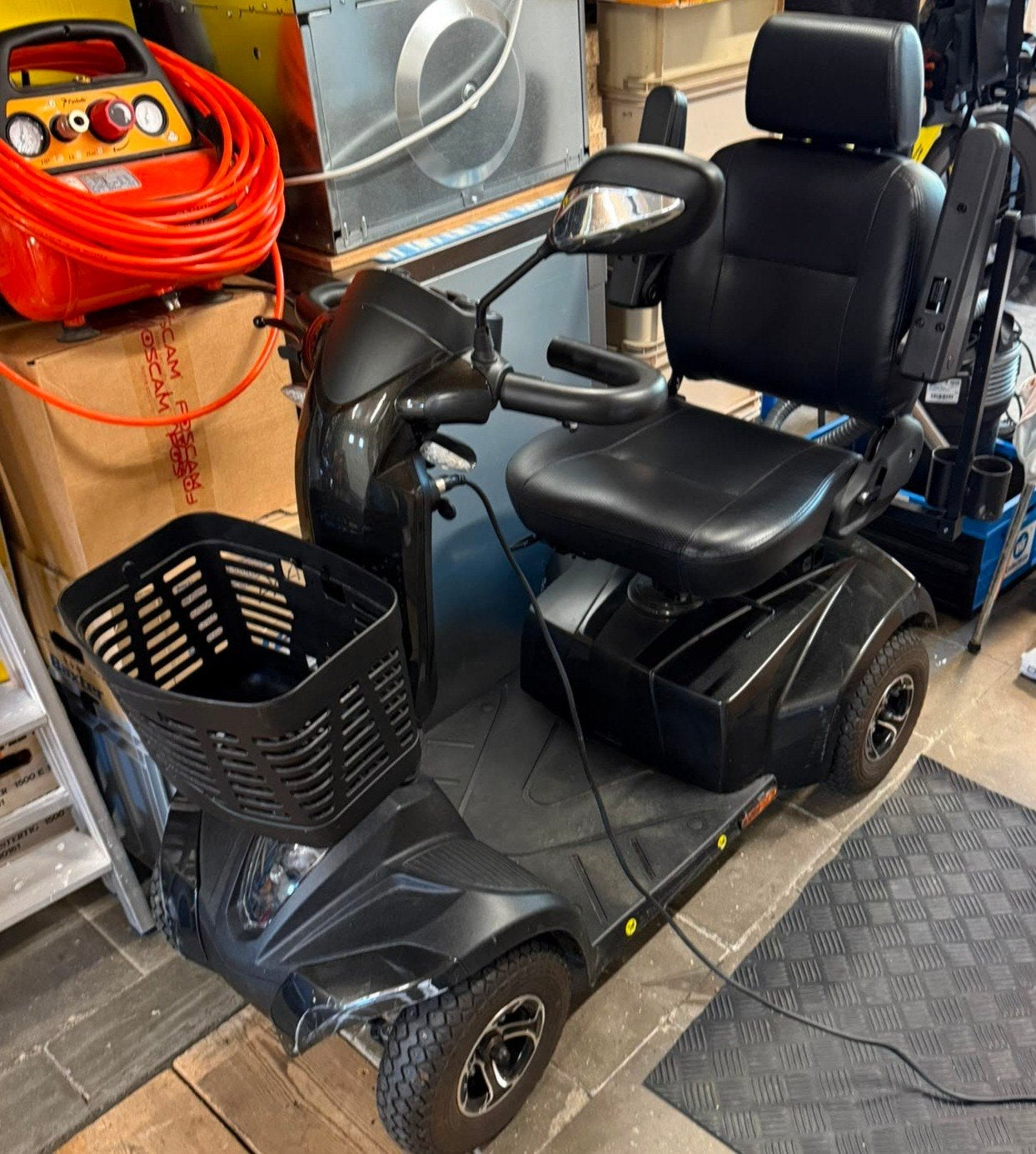 Scootmobiel Strider ST4, Ophalen