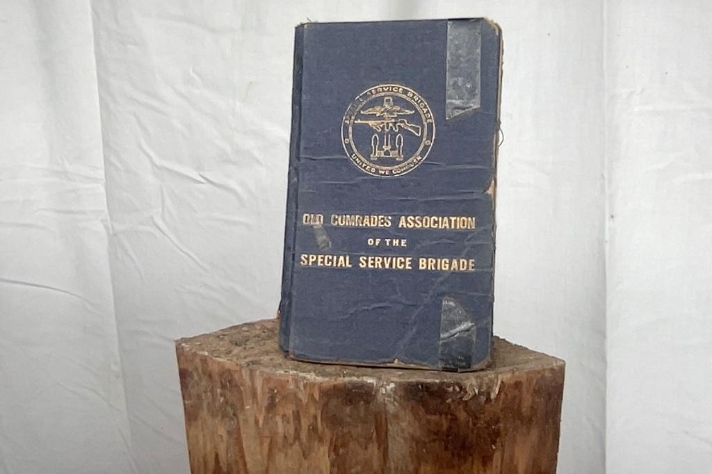Rare Commando 2GM- No. 2 Dutch Troop/ 10 Commando 45 boekje, Verzamelen, Militaria | Tweede Wereldoorlog, Overige soorten, Overige typen