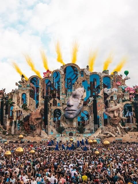 GEZOCHT: 2 tickets Tomorrowland 2026 – Weekend 2, Tickets en Kaartjes, Twee personen