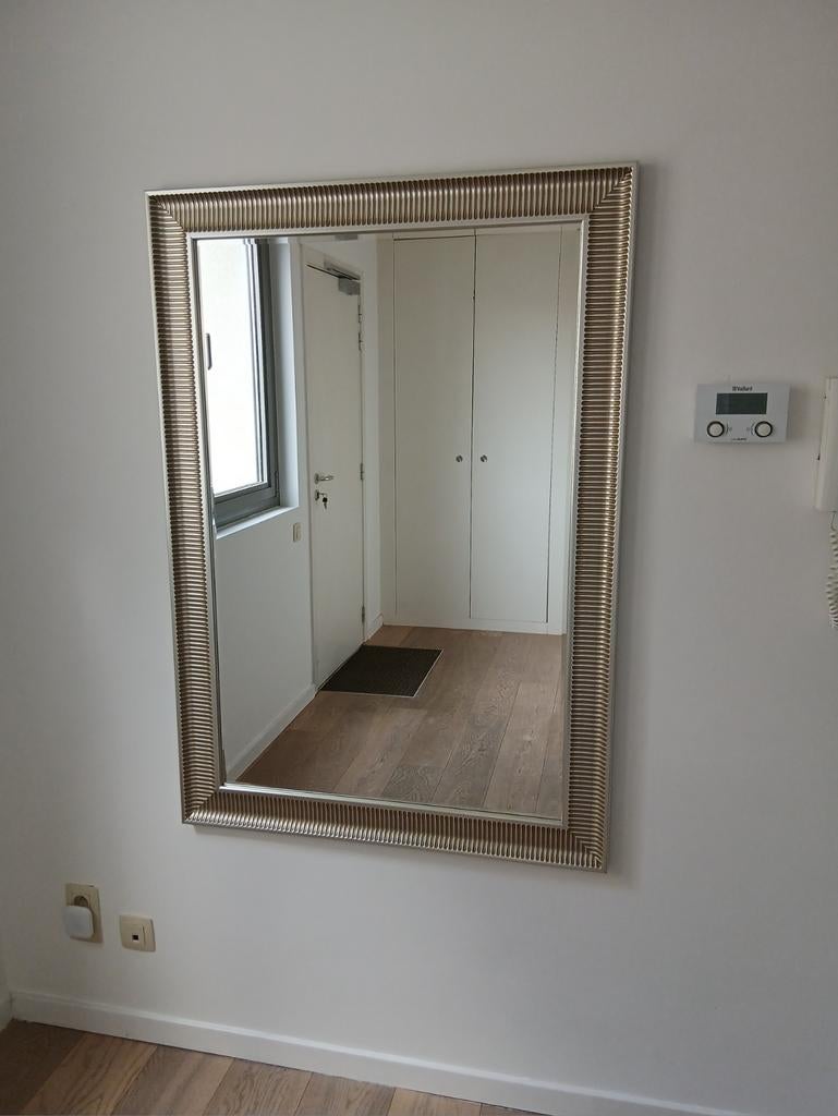 Ikea wandspiegel zilver 89,5x128,5 cm, Huis en Inrichting, Woonaccessoires | Spiegels, Ophalen