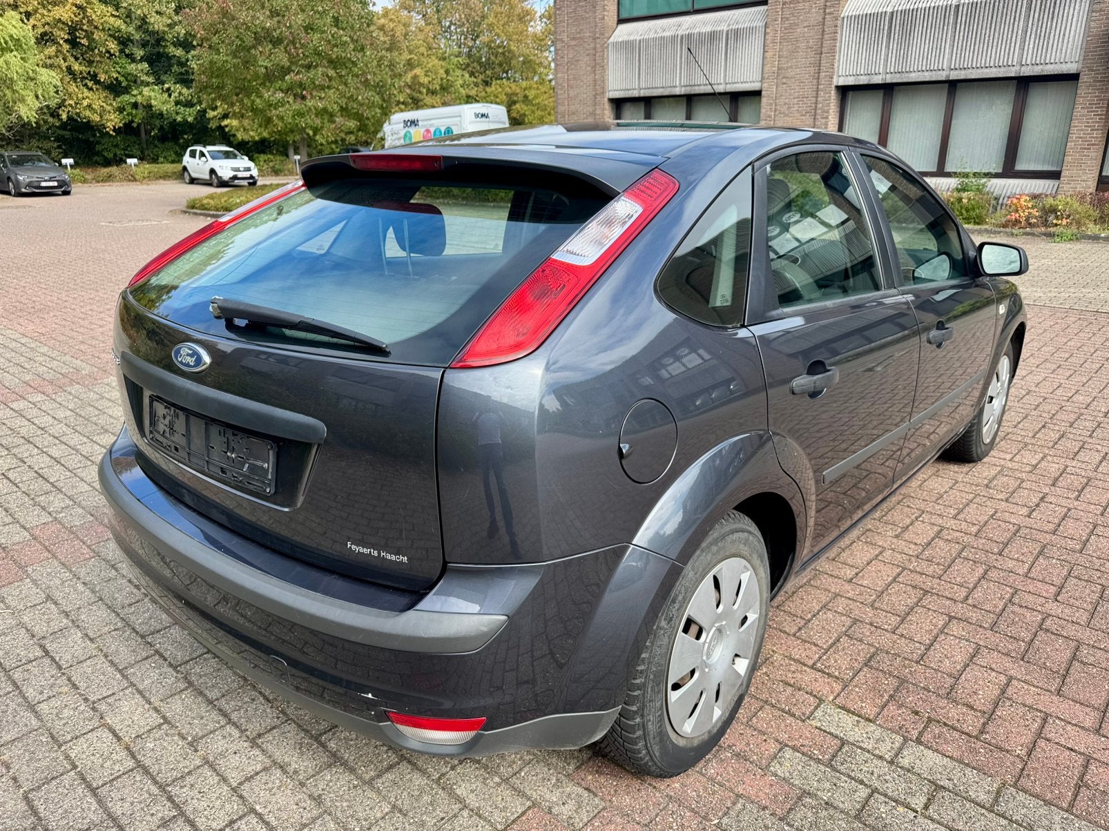 Focus 1.4i 214000 km Carnet Ford Euro4, Autos, Focus, Achat, Entreprise, Boîte manuelle