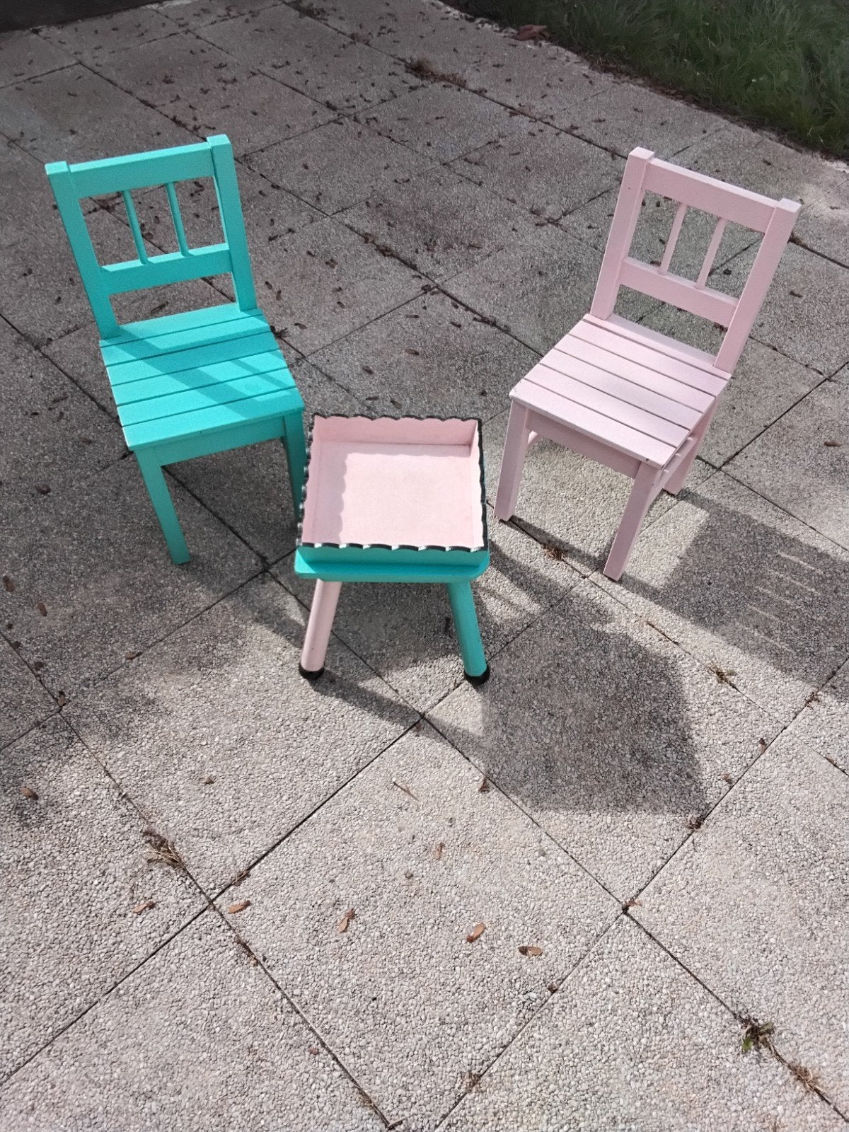 ensemble petites chaises et table, Enlèvement, Utilisé, Fait main