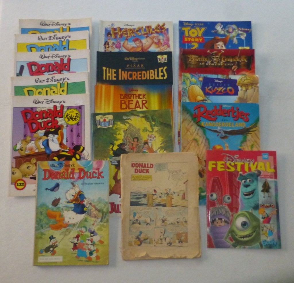 Lot Disney 16 strips (oud en nieuw), Boeken, Meerdere stripboeken, Ophalen, Gelezen