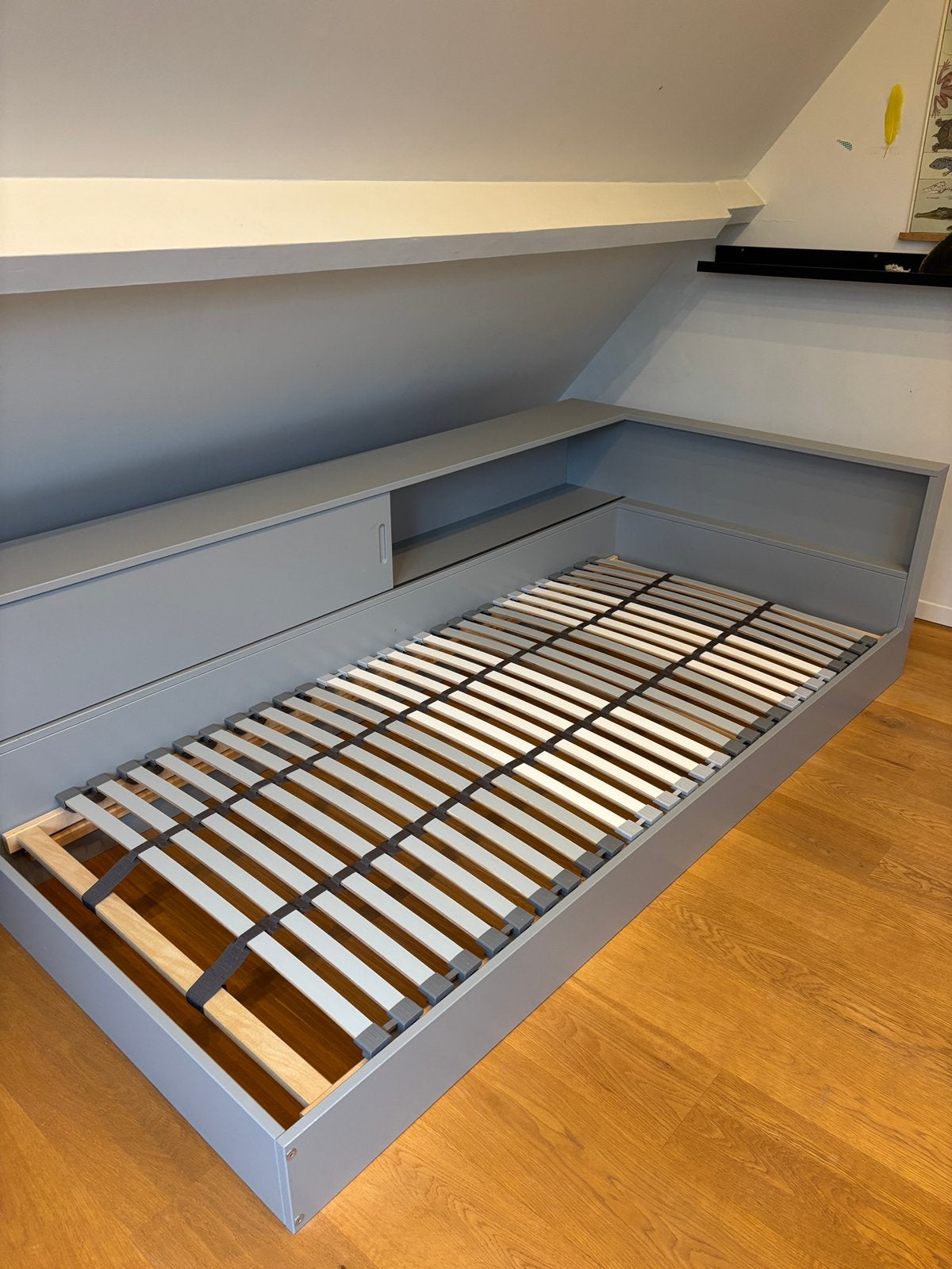 Bed merk Woood incl lattenbodem, Ophalen, 90 cm, Eenpersoons, Zo goed als nieuw