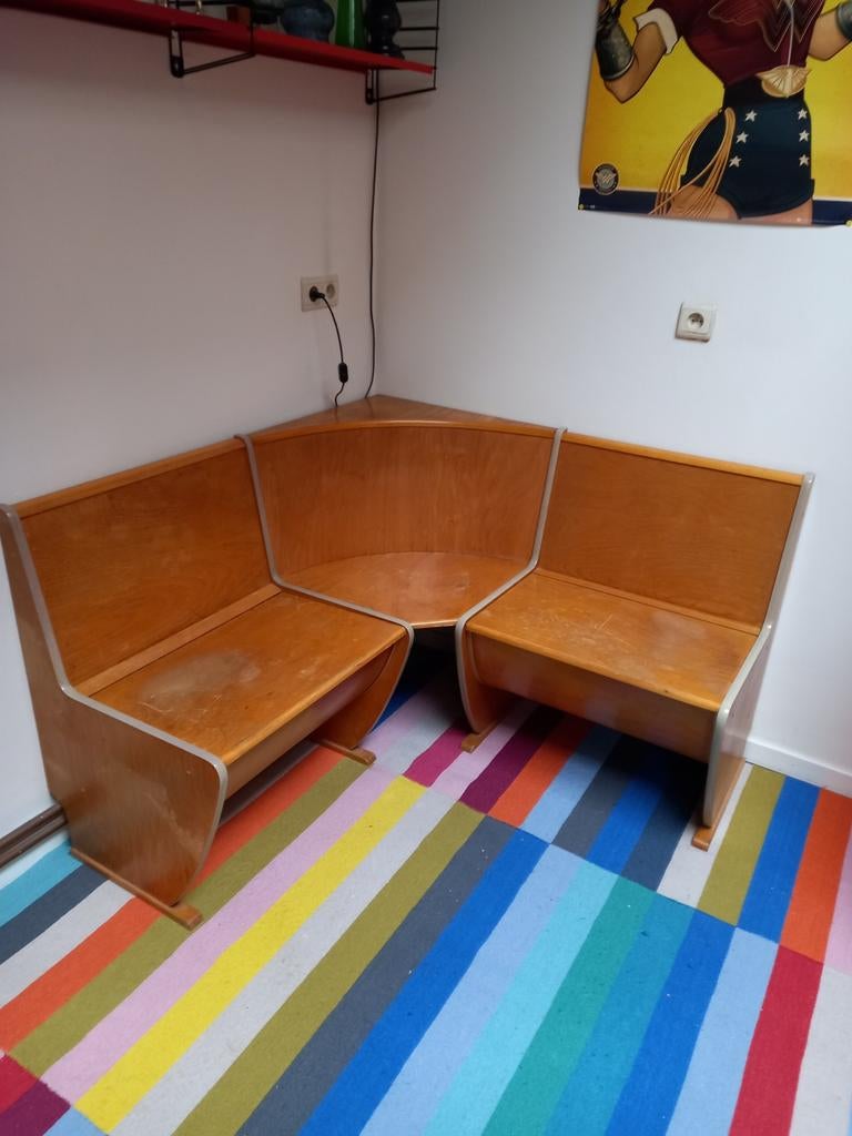 Houten hoekbank, Ophalen